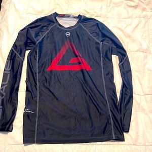 GB wear long sleeve rash guard